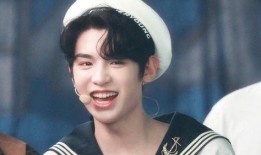 黄明昊爆料新闻,揭秘娱乐圈幕后真相